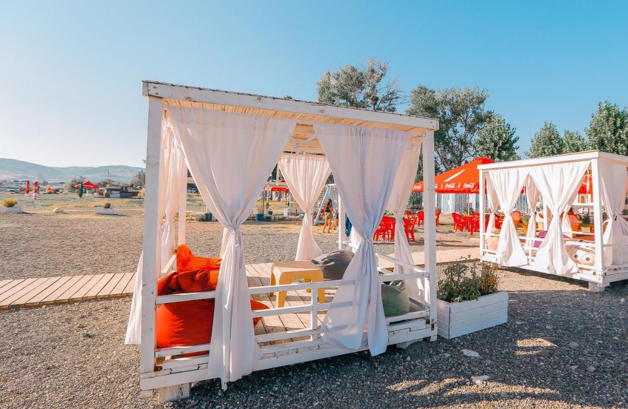 Dushet'i Laguna Beach Club Bazaleti Lake מראה חיצוני תמונה