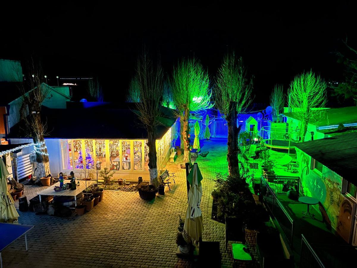Dushet'i Laguna Beach Club Bazaleti Lake מראה חיצוני תמונה